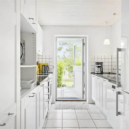 1305-stege-kaerhogevej-29 * Stege